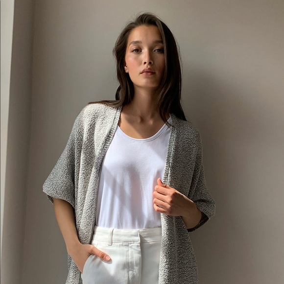 Aritzia Community Iconic Cape